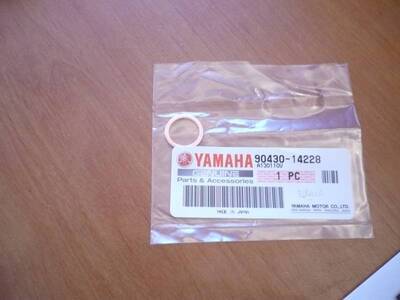 YAMAHA WATER PUMP SEAL